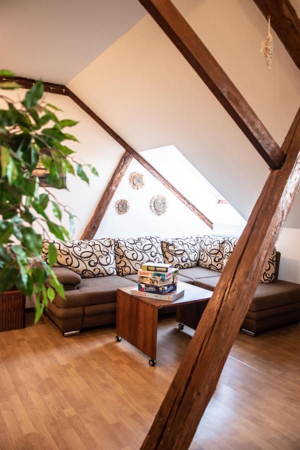Lomnice nad Lužnicí Podkrovni Apartman S Vyhledem Na Namesti מראה חיצוני תמונה